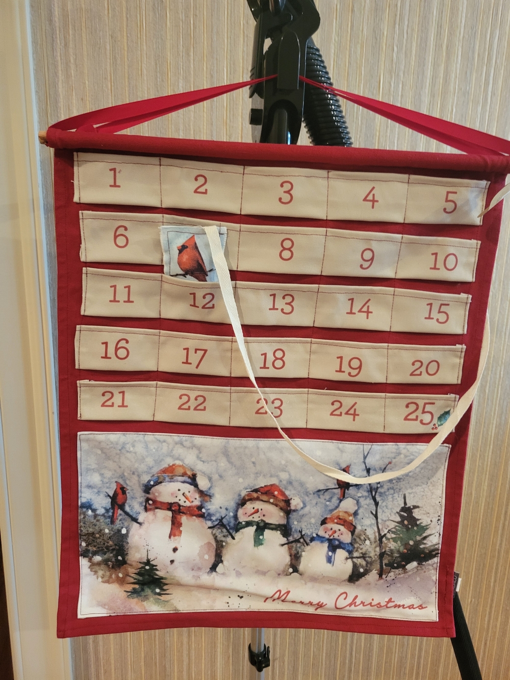 Demdaco Red and Cream Snowman Advent Calendar Wall Hanging NWT